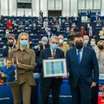Дарья Навальная получила премию Сахарова за отца
