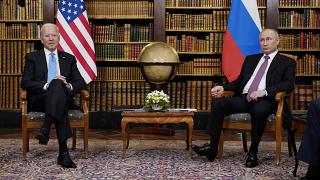 Разговор Байдена и Путина: "Санкции грозят разрывом отношений Россия-США"