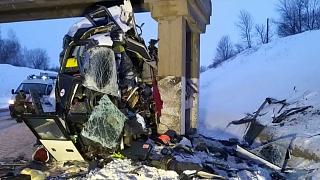 Смертельное ДТП в Рязанской области: рейсовый автобус врезался в опору моста