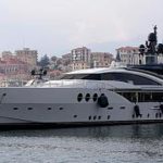 Полиция Италии конфисковала виллы и яхты пяти российских бизнесменов