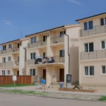 Обзор трехкомнатных квартир в перспективных локациях: строящиеся и готовые дома