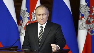 Путин: "Отступать больше некуда"